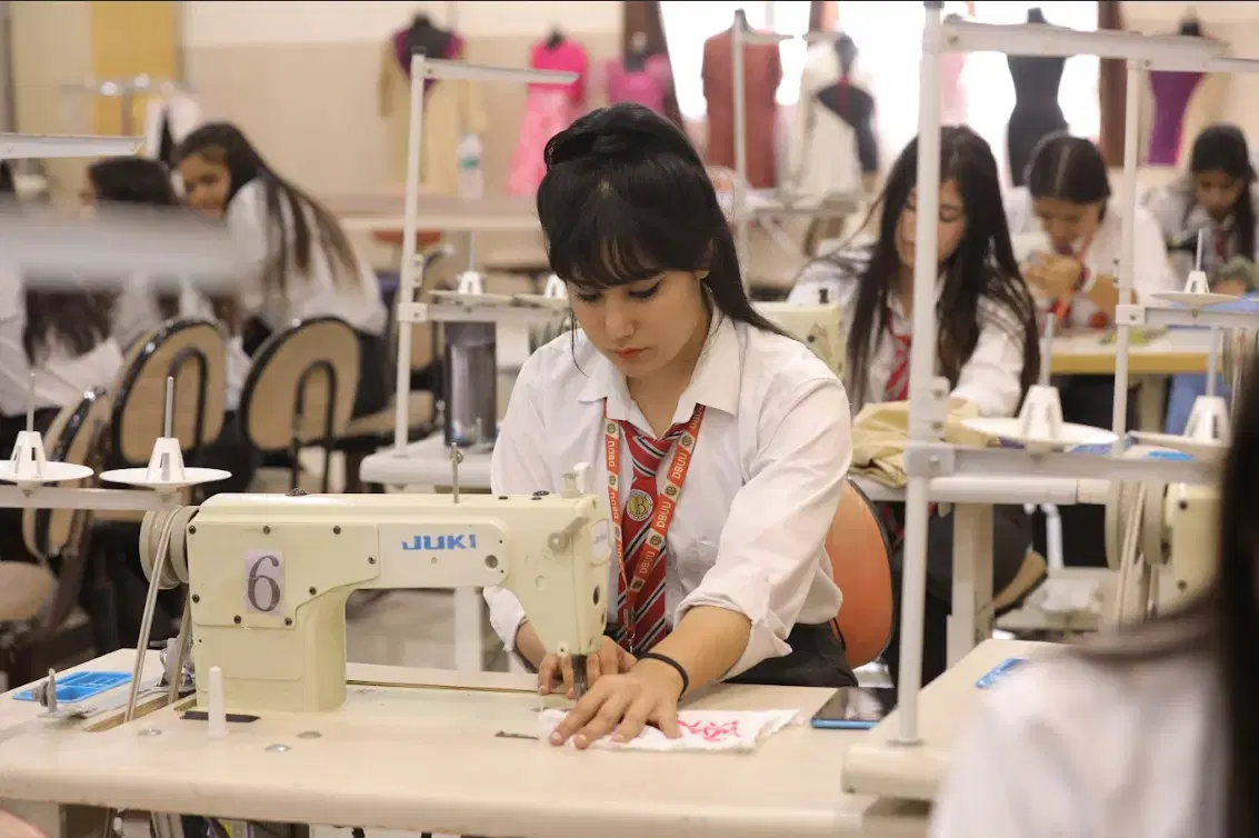 DBUU, DBIT Academic photo 15